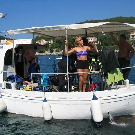 Apartment Diving Molunat